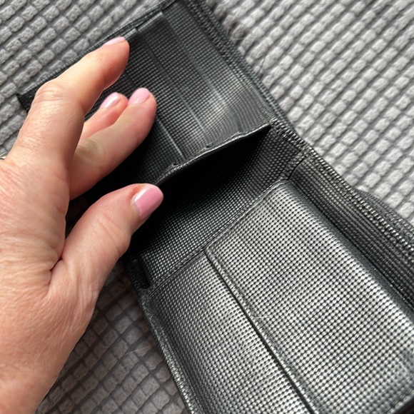 Vintage Gucci authentic Guccissima GG logo nylon leather bifold wallet - Picture 7 of 13